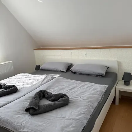 Apartment Alseoz *